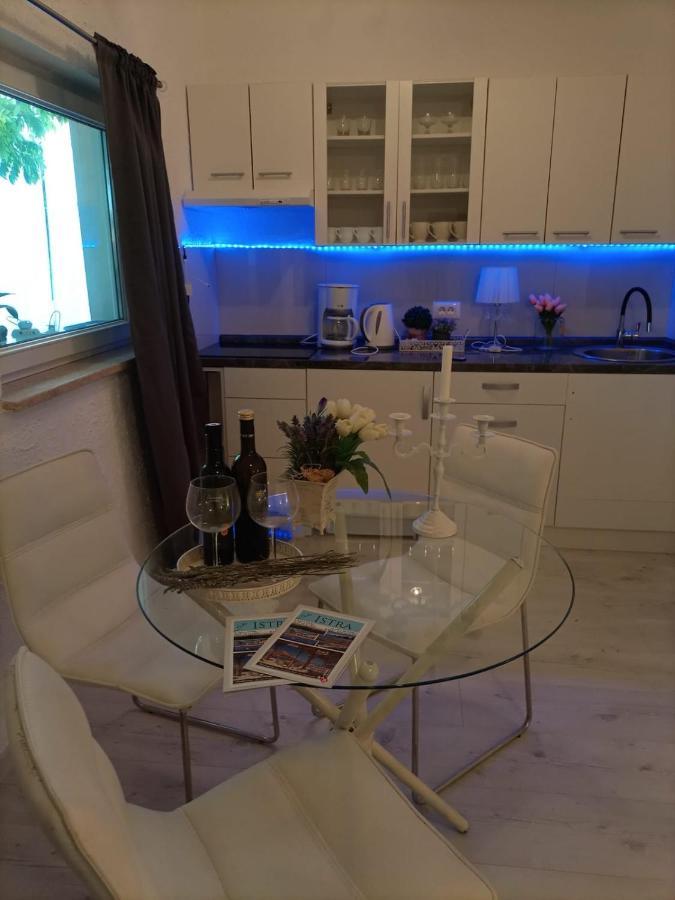 Apartment Jozefina 포레치 외부 사진